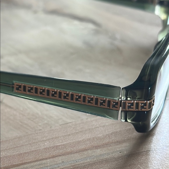 Gorgeous Fendi Black Rectangular Glasses - Picture 1 of 8